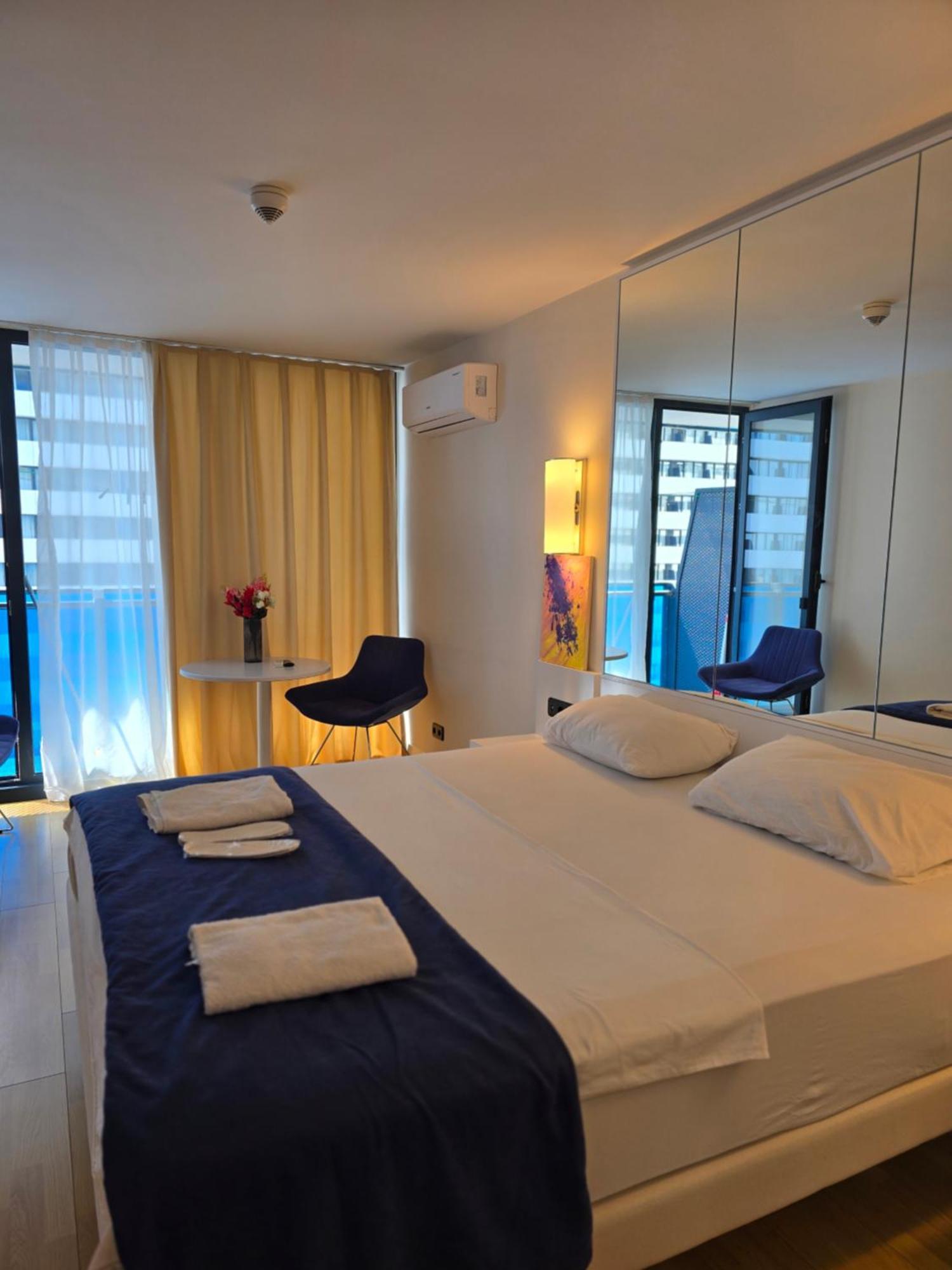 公寓 Orbi Sea View Panorama 巴统